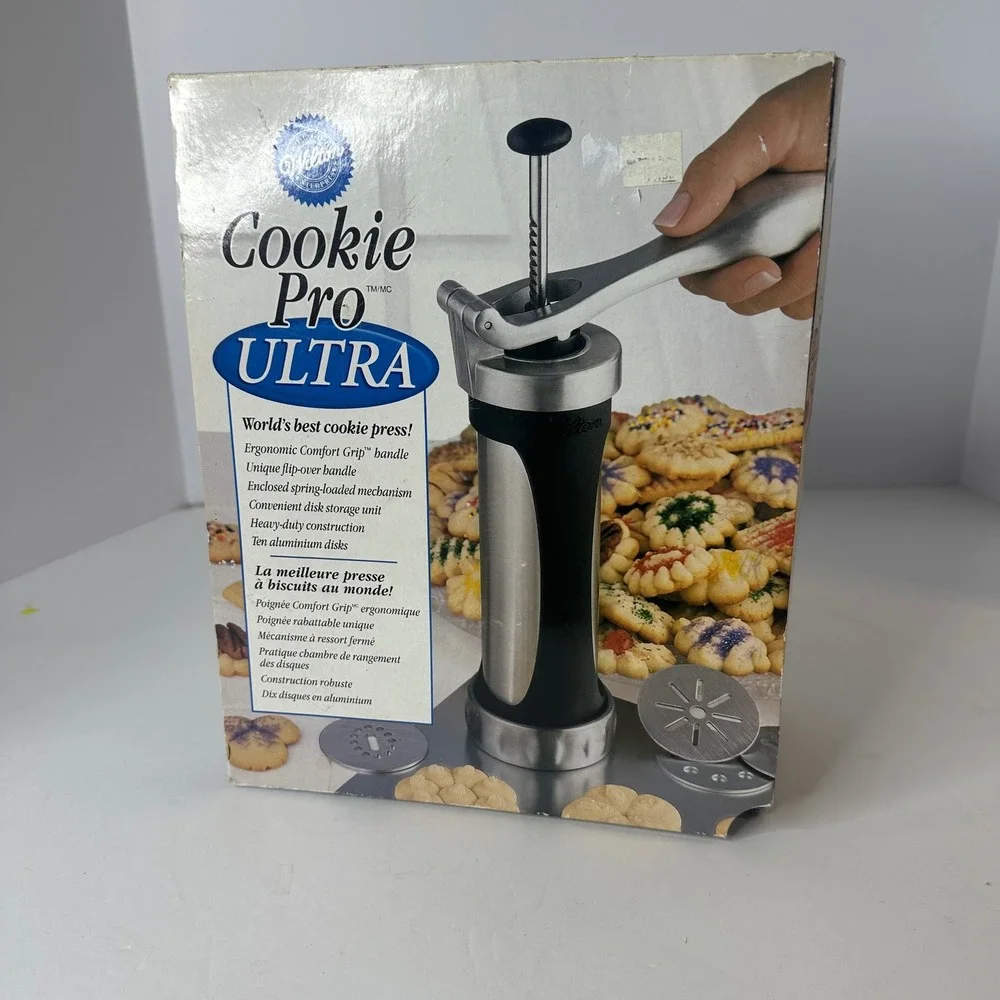 Vintage 2002 Wilton Cookie Pro Ultra Spritz Cookie Press 10 Disks 2104-4010 NIB